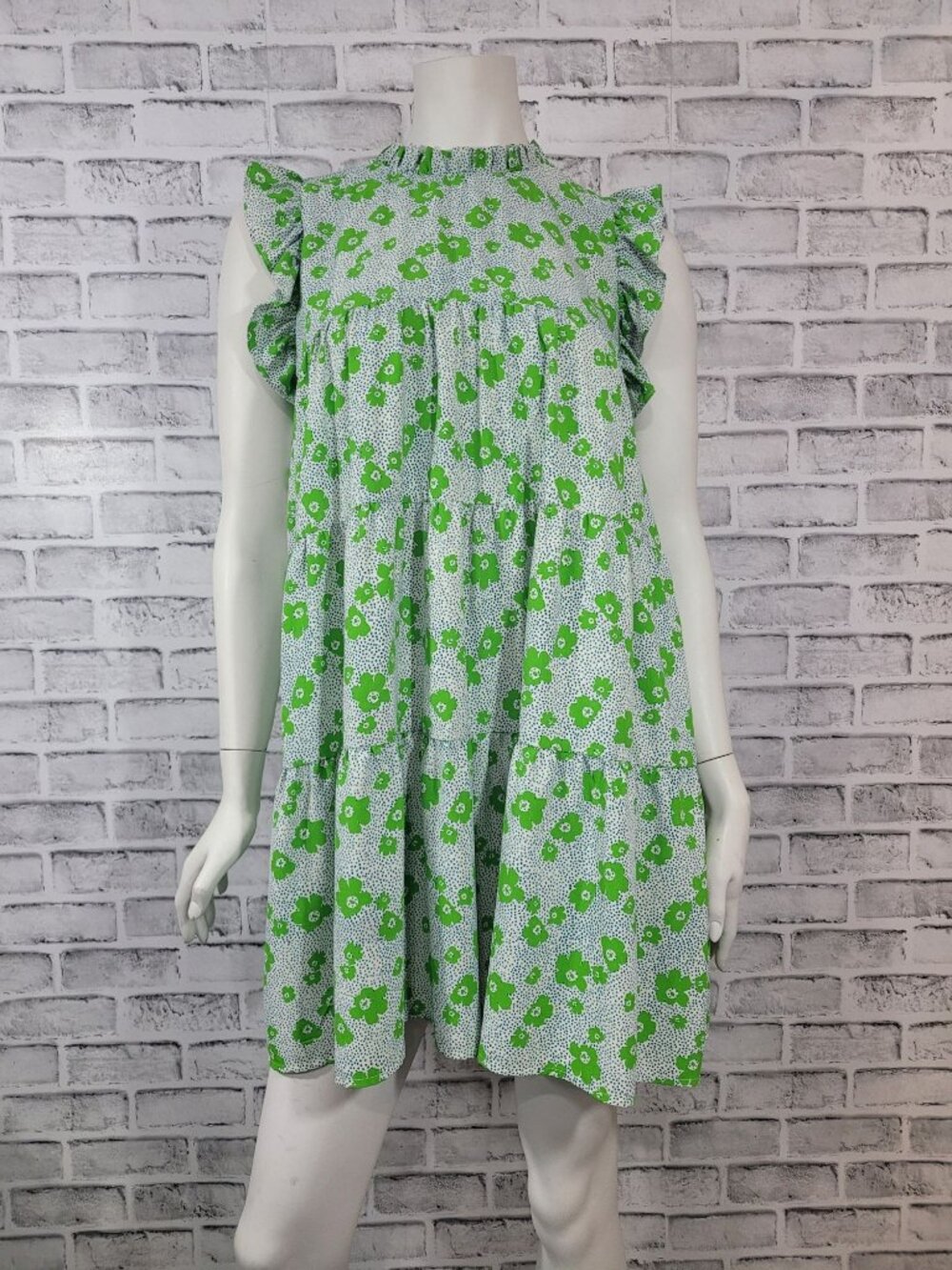 Jodifl White Black Green Flowers Tiered Mini Dress Flutter Sleeve Size Small